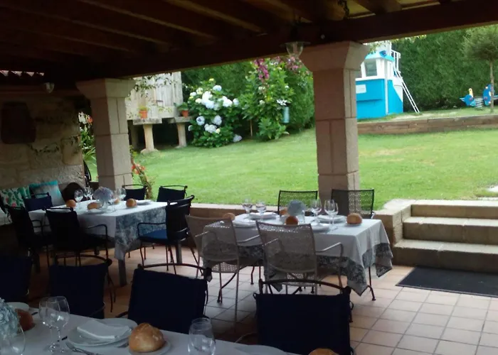 公寓 Lubians 庞特维德拉